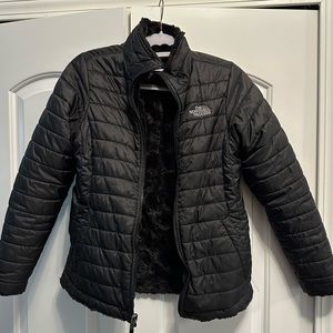 North Face girls reversible jacket - Size large (14-16)